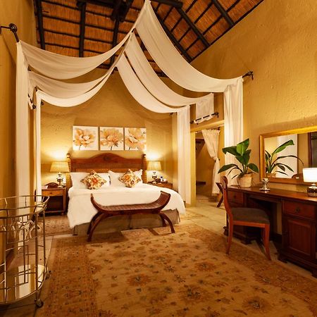 Nirvana Country House Mbombela Bagian luar foto