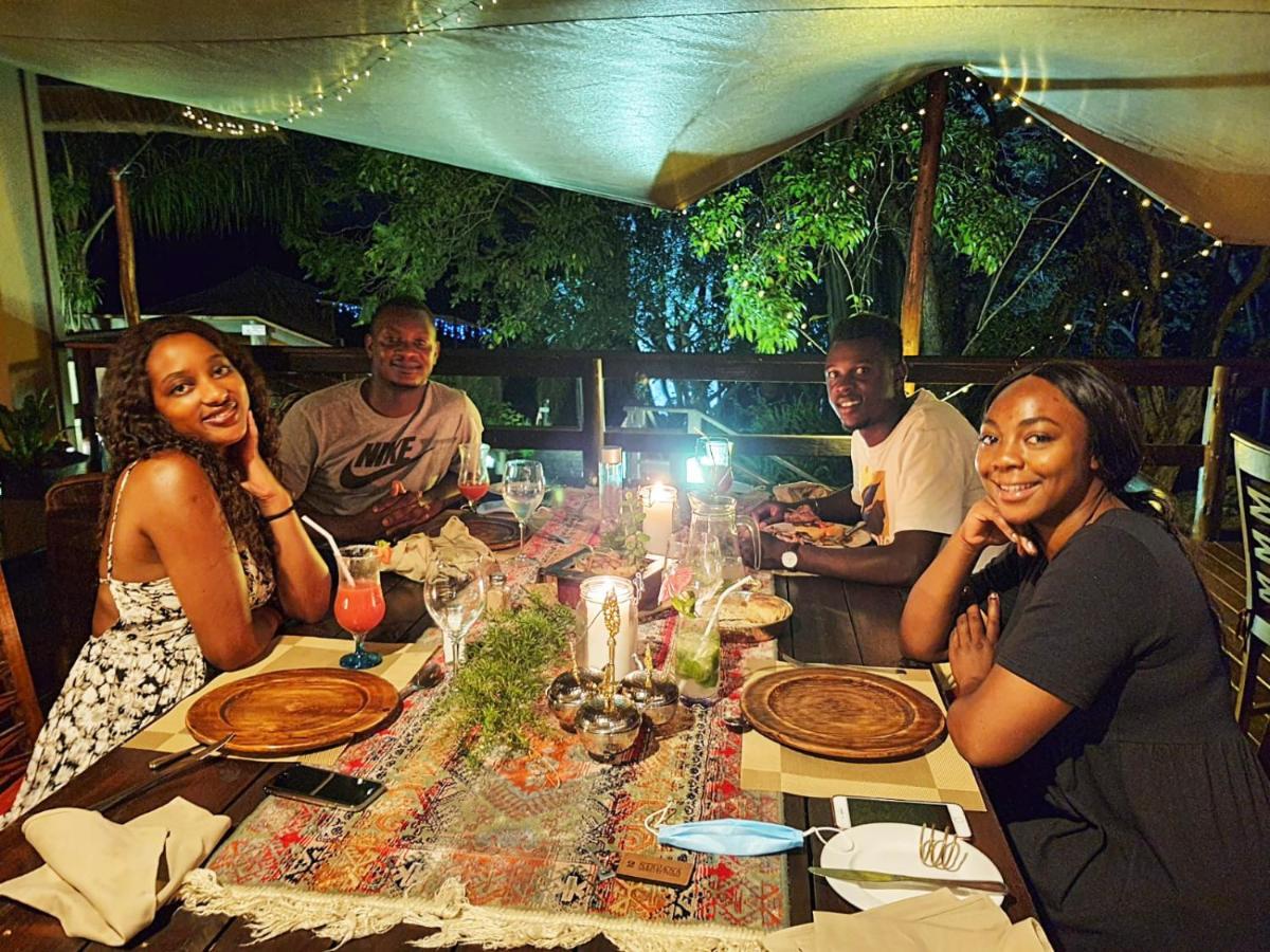 Nirvana Country House Mbombela Bagian luar foto