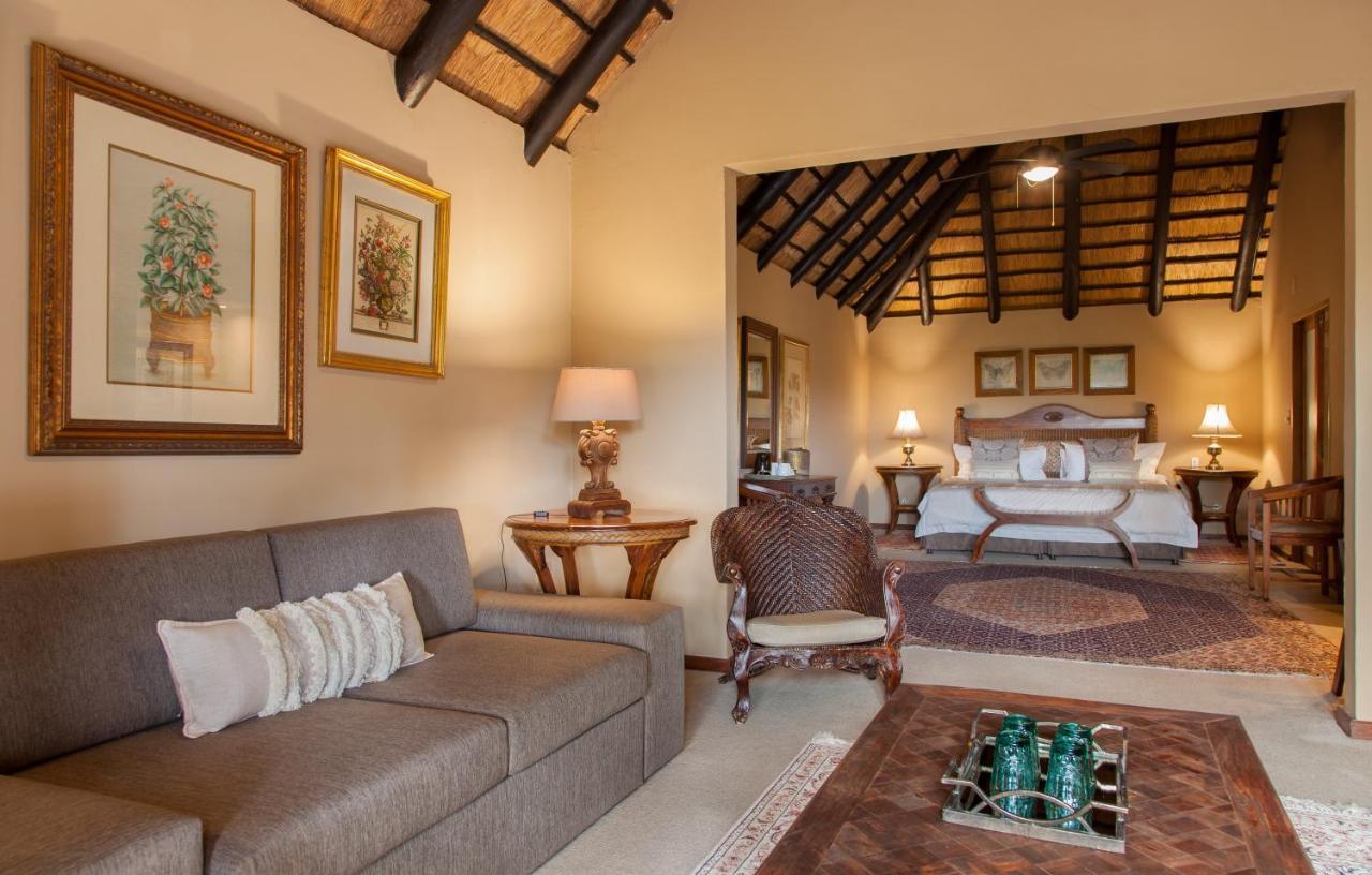 Nirvana Country House Hotel Mbombela Bagian luar foto