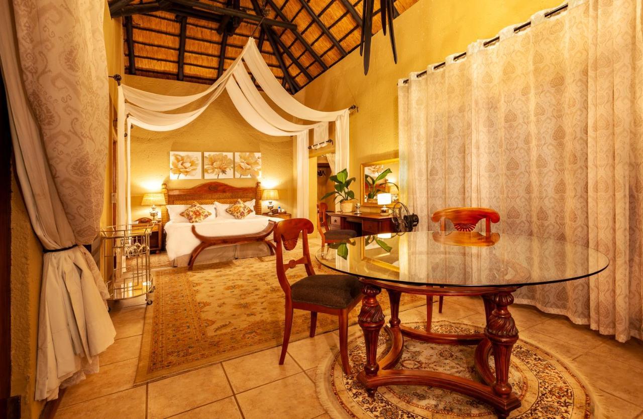 Nirvana Country House Mbombela Bagian luar foto