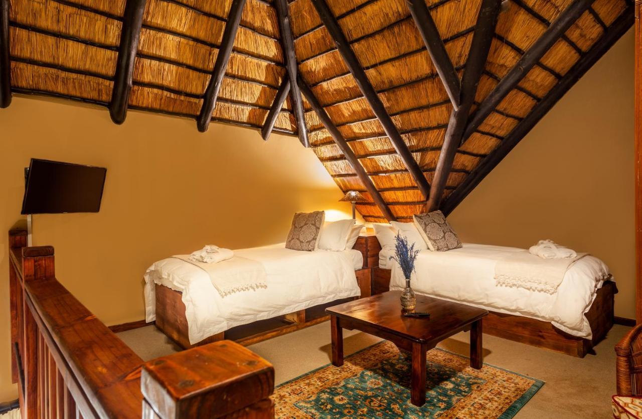 Nirvana Country House Mbombela Bagian luar foto
