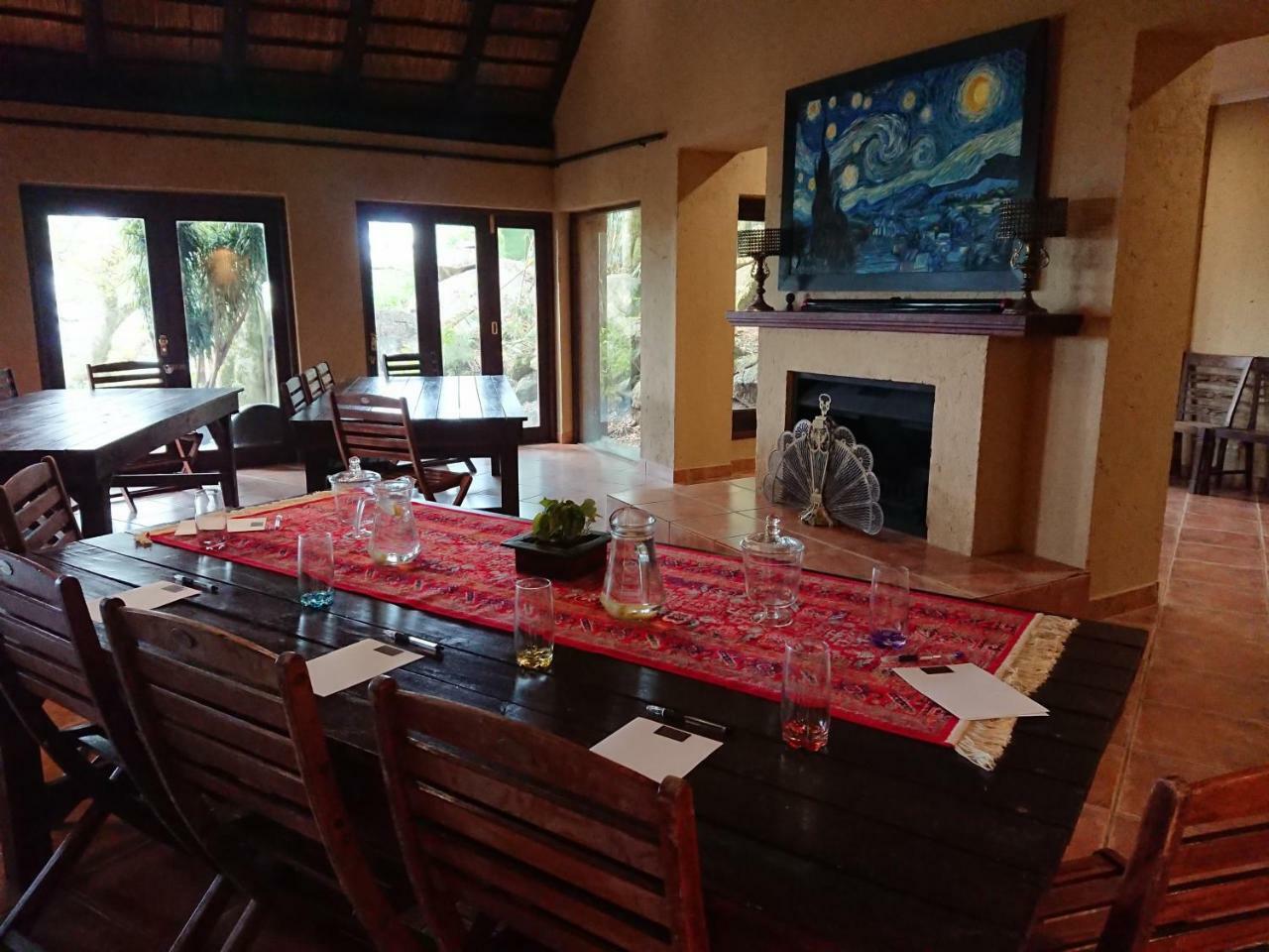 Nirvana Country House Mbombela Bagian luar foto